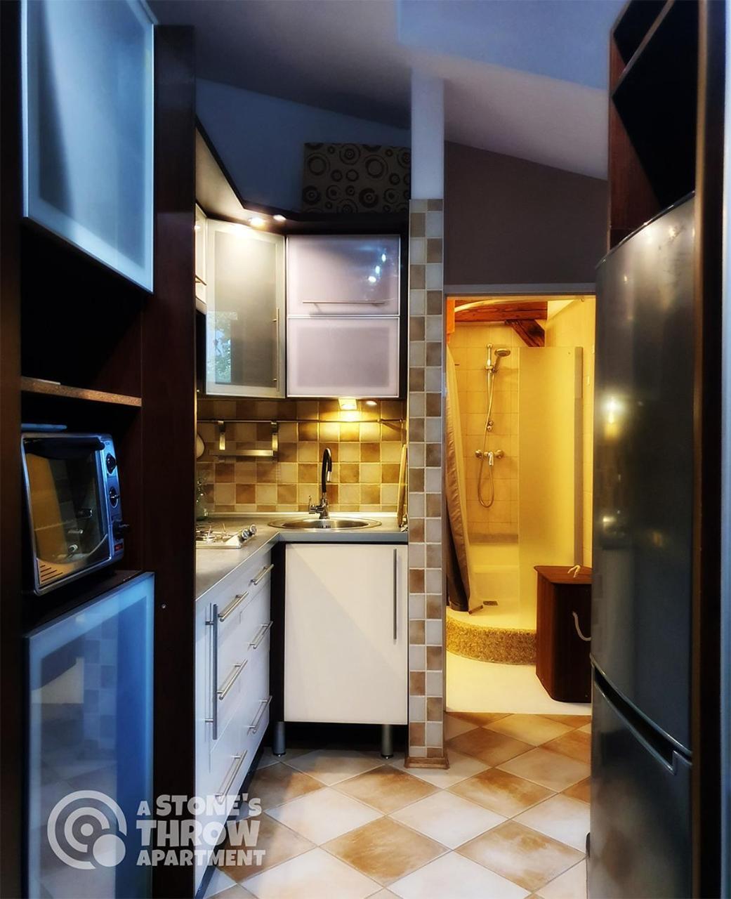 A Stone'S Throw Apartment Kraków Zewnętrze zdjęcie